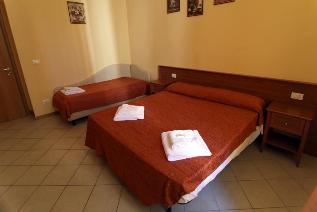 Stella Elsa Hotel Róma Szoba fotó